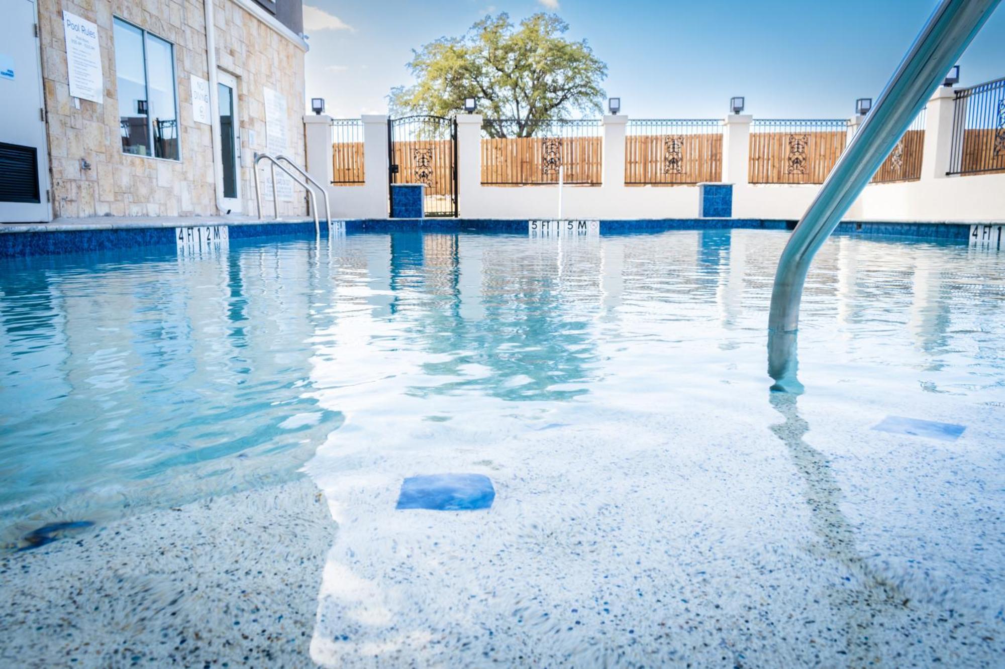 Holiday Inn Express Glen Rose By Ihg Zewnętrze zdjęcie