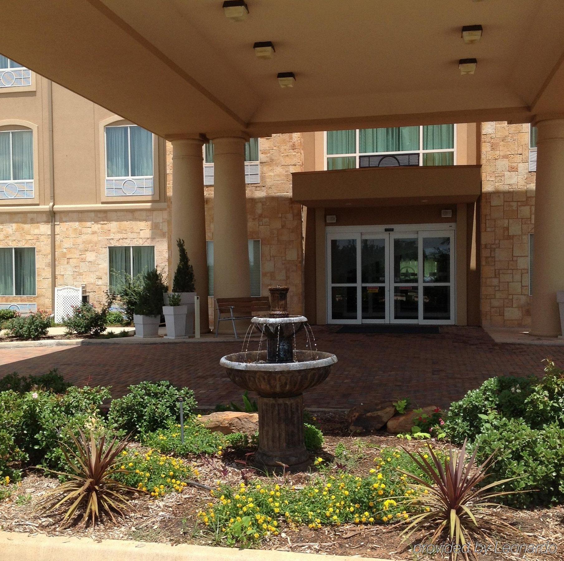 Holiday Inn Express Glen Rose By Ihg Zewnętrze zdjęcie