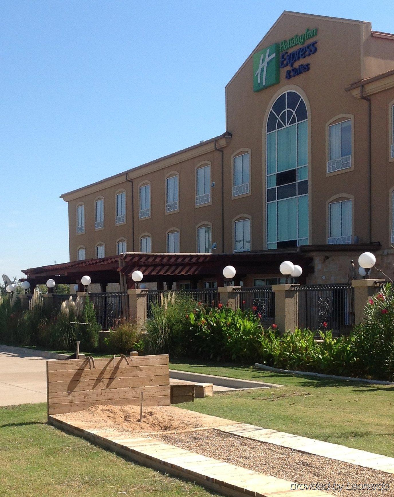 Holiday Inn Express Glen Rose By Ihg Zewnętrze zdjęcie